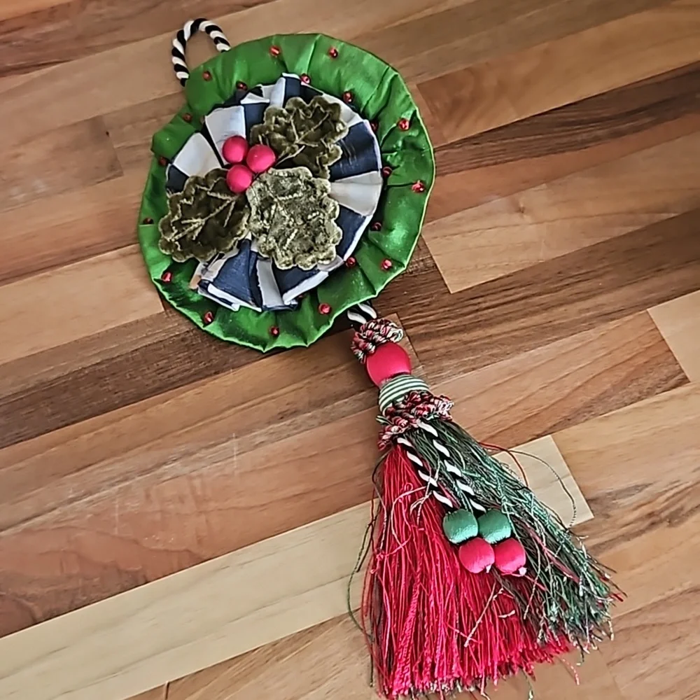 Vintage MKC Medallion Tassel